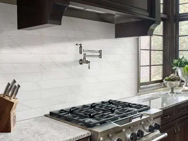 Backsplash-with-Granite-Countertops